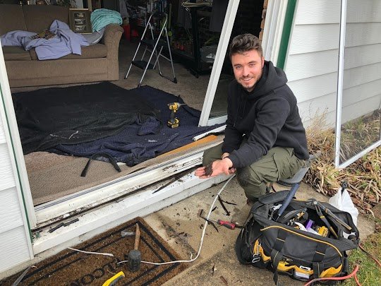 Sliding Glass Door Repair in Des Plaines, OH